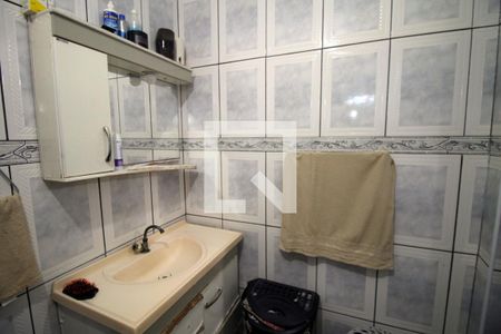 Casa à venda com 220m², 3 quartos e 3 vagasBanheiro da Suíte 2