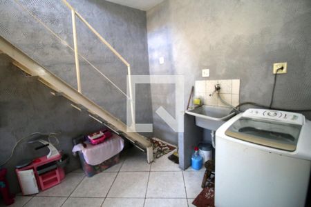 Casa à venda com 220m², 3 quartos e 3 vagasÁrea de Serviço