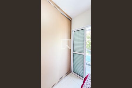 Apartamento para alugar com 77m², 2 quartos e 1 vaga Apartamento para alugar com 77m², 2 quartos e 1 vagaQuarto