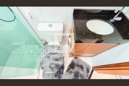 Apartamento para alugar com 77m², 2 quartos e 1 vaga Apartamento para alugar com 77m², 2 quartos e 1 vagaBanheiro da Suíte