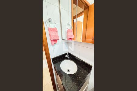 Apartamento para alugar com 77m², 2 quartos e 1 vaga Apartamento para alugar com 77m², 2 quartos e 1 vagaBanheiro