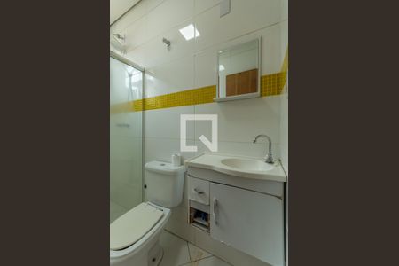 Casa à venda com 253m², 4 quartos e 3 vagas Casa à venda com 253m², 4 quartos e 3 vagasBanheiro Social