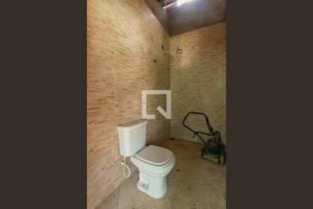 Casa à venda com 253m², 4 quartos e 3 vagas Casa à venda com 253m², 4 quartos e 3 vagasBanheiro Espaço Gourmet