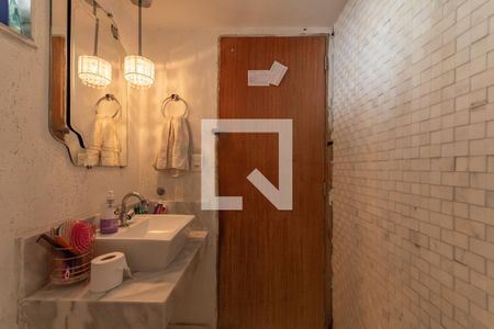 Casa à venda com 253m², 4 quartos e 3 vagas Casa à venda com 253m², 4 quartos e 3 vagasLavabo