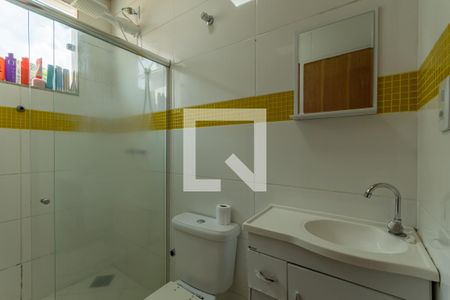 Casa à venda com 253m², 4 quartos e 3 vagas Casa à venda com 253m², 4 quartos e 3 vagasBanheiro Social