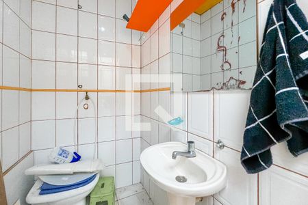 Casa à venda com 70m², 2 quartos e sem vaga Casa à venda com 70m², 2 quartos e sem vagaBanheiro Térreo