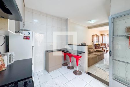 Casa à venda com 70m², 2 quartos e sem vaga Casa à venda com 70m², 2 quartos e sem vagaCozinha