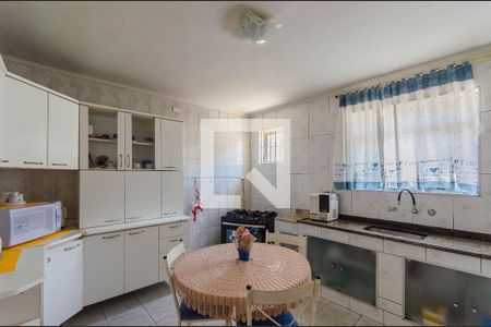 Apartamento à venda com 100m², 2 quartos e 1 vagaCozinha