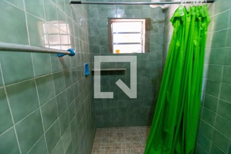 Casa à venda com 300m², 7 quartos e 2 vagas Casa à venda com 300m², 7 quartos e 2 vagasAnexo Banheiro