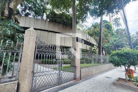 Apartamento à venda com 167m², 3 quartos e 2 vagasFachada