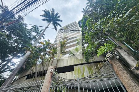 Apartamento à venda com 167m², 3 quartos e 2 vagasFachada