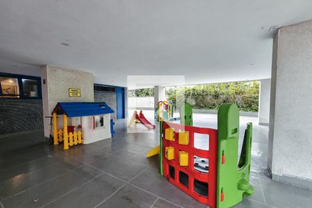 Apartamento à venda com 167m², 3 quartos e 2 vagasÁrea Comum - Parquinho Infantil