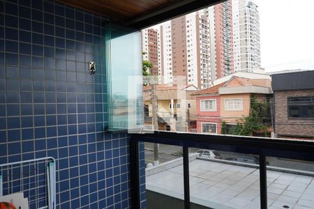 Apartamento à venda com 99m², 2 quartos e 2 vagasVaranda