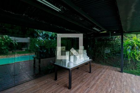 Casa à venda com 340m², 3 quartos e 3 vagasEdícula