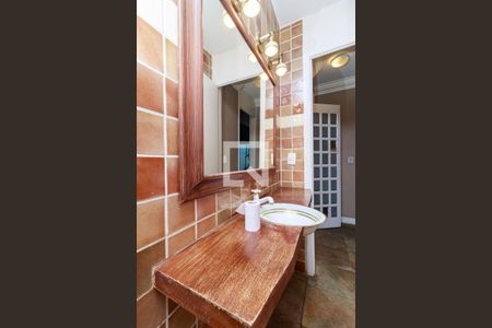 Casa à venda com 340m², 3 quartos e 3 vagasLavabo