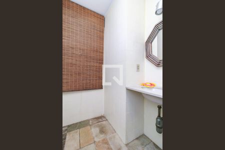 Casa à venda com 340m², 3 quartos e 3 vagasSala de Lazer - Banheiro