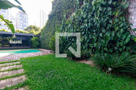 Casa à venda com 340m², 3 quartos e 3 vagasJardim