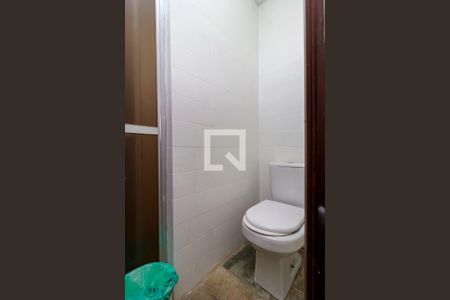 Casa à venda com 340m², 3 quartos e 3 vagasSala de Lazer - Banheiro