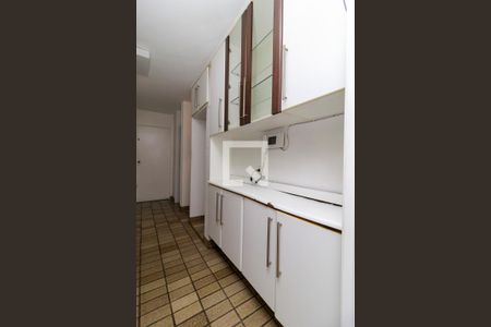 Casa à venda com 340m², 3 quartos e 3 vagasCozinha