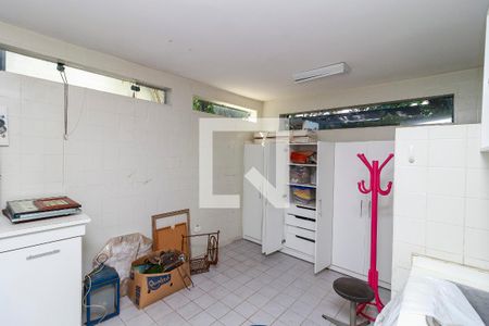 Casa à venda com 340m², 3 quartos e 3 vagasDeposito