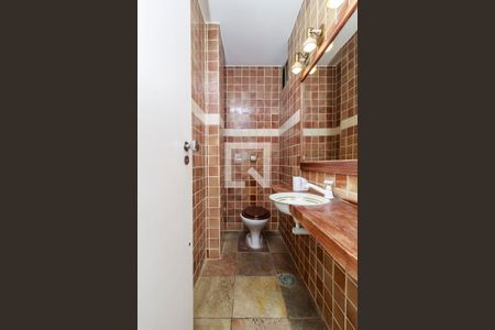 Casa à venda com 340m², 3 quartos e 3 vagasLavabo