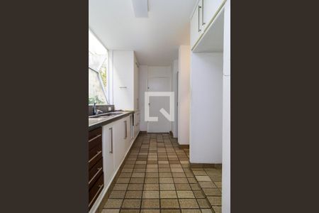 Casa à venda com 340m², 3 quartos e 3 vagasCozinha