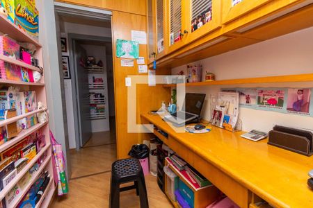 Apartamento à venda com 85m², 3 quartos e 2 vagasEscritório