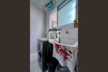 Apartamento à venda com 75m², 3 quartos e 1 vagaÁrea de Serviço