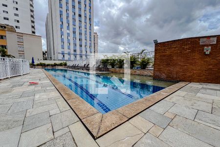 Apartamento à venda com 75m², 3 quartos e 1 vagaÁrea comum - Piscina