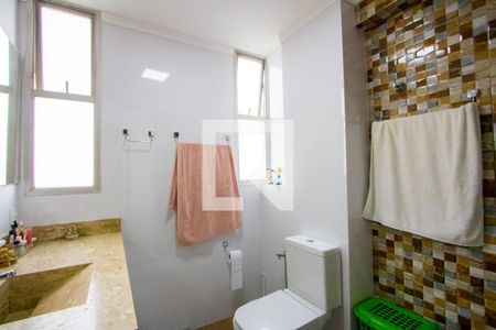 Apartamento à venda com 100m², 3 quartos e 2 vagas Apartamento à venda com 100m², 3 quartos e 2 vagasBanheiro do quarto 1