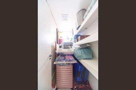 Apartamento à venda com 180m², 3 quartos e 3 vagasDespensa