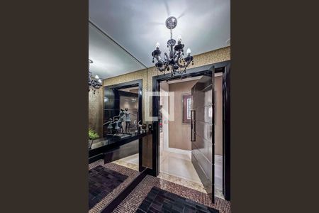 Apartamento à venda com 180m², 3 quartos e 3 vagasHall Privativo