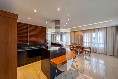 Apartamento à venda com 180m², 3 quartos e 3 vagasÁrea comum - Salão de festas