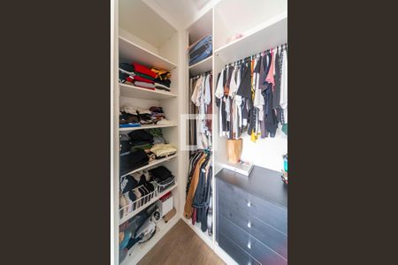 Apartamento à venda com 180m², 3 quartos e 3 vagasCloset do Quarto 2