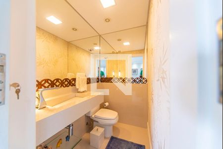 Apartamento à venda com 180m², 3 quartos e 3 vagasLavabo