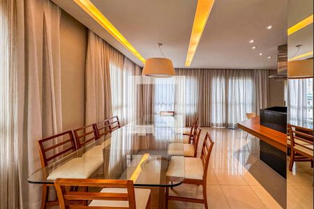 Apartamento à venda com 180m², 3 quartos e 3 vagasÁrea comum - Salão de festas