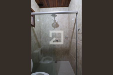 Casa à venda com 130m², 3 quartos e 3 vagasBanheiro