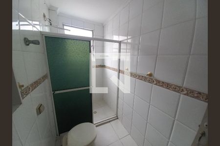 Banheiro de apartamento para alugar com 1 quarto, 50m² em Centro, São Vicente