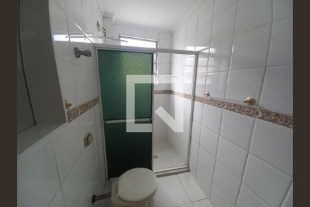 Banheiro de apartamento para alugar com 1 quarto, 50m² em Centro, São Vicente