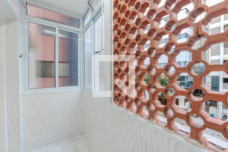 Apartamento à venda com 50m², 1 quarto e 1 vaga Apartamento à venda com 50m², 1 quarto e 1 vagaSacada