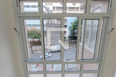 Apartamento à venda com 50m², 1 quarto e 1 vaga Apartamento à venda com 50m², 1 quarto e 1 vagaPlaquinha