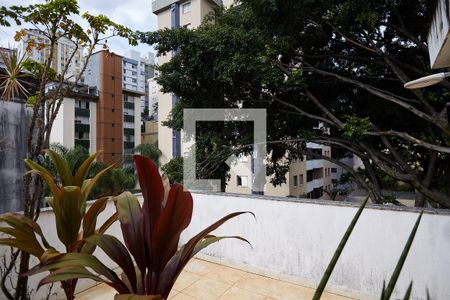 Apartamento à venda com 140m², 2 quartos e 2 vagasTerraço