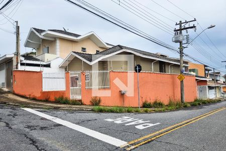 Casa para alugar com 144m², 3 quartos e 2 vagasFachada