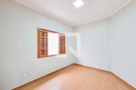 Casa para alugar com 144m², 3 quartos e 2 vagasQuarto 2