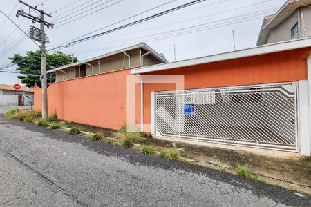 Casa para alugar com 144m², 3 quartos e 2 vagasFachada