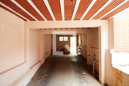 Casa à venda com 375m², 4 quartos e 2 vagas Casa à venda com 375m², 4 quartos e 2 vagasGaragem