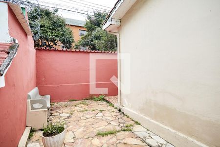 Casa à venda com 375m², 4 quartos e 2 vagas Casa à venda com 375m², 4 quartos e 2 vagasÁrea externa