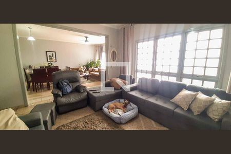 Sala de TV de casa à venda com 5 quartos, 382m² em City Bussocaba, Osasco