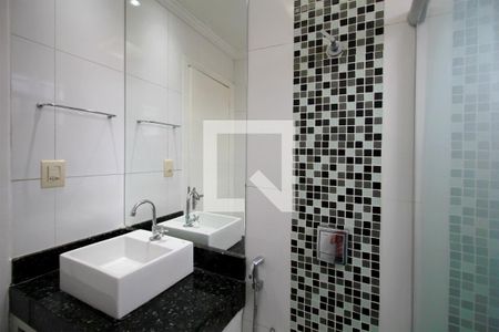 Apartamento para alugar com 65m², 2 quartos e 2 vagasBanheiro