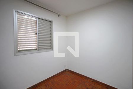 Quarto 2 de apartamento para alugar com 2 quartos, 65m² em Jardim América, Belo Horizonte